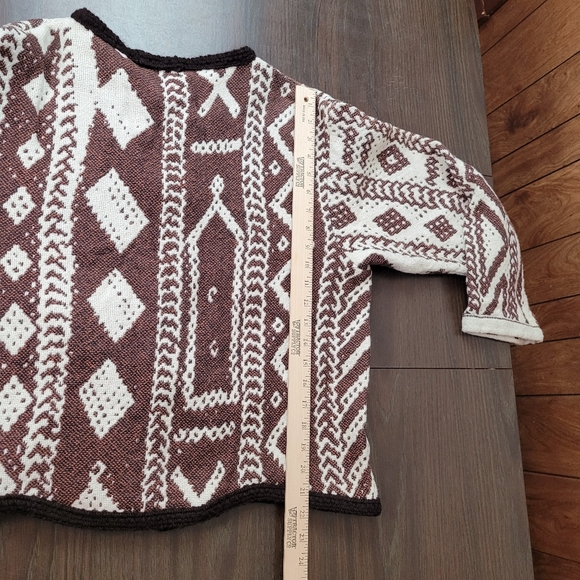 Vintage Southwest aztec Brown and white Cardigan - Picture 8 of 13